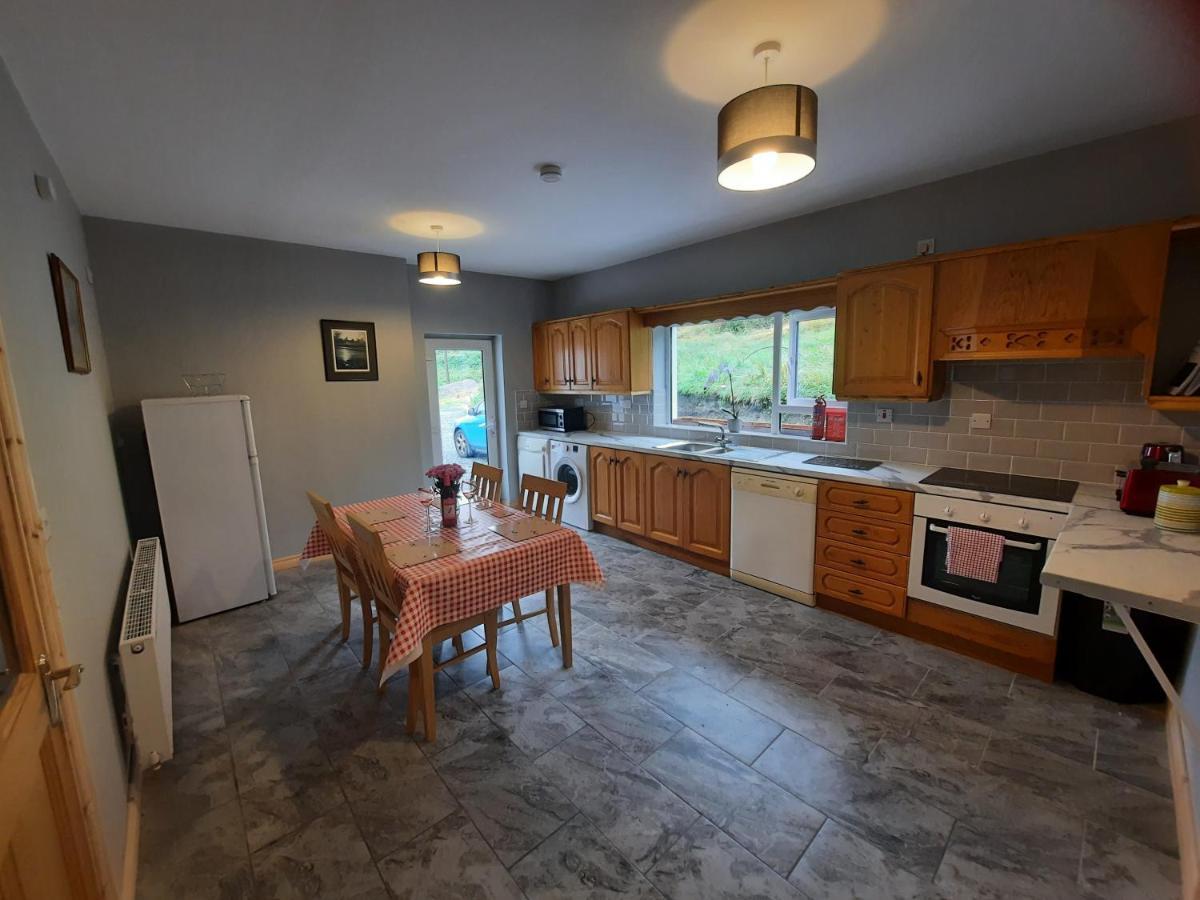 Conneelys Cottage, Connemara, Clifden, H71Y096 Zewnętrze zdjęcie